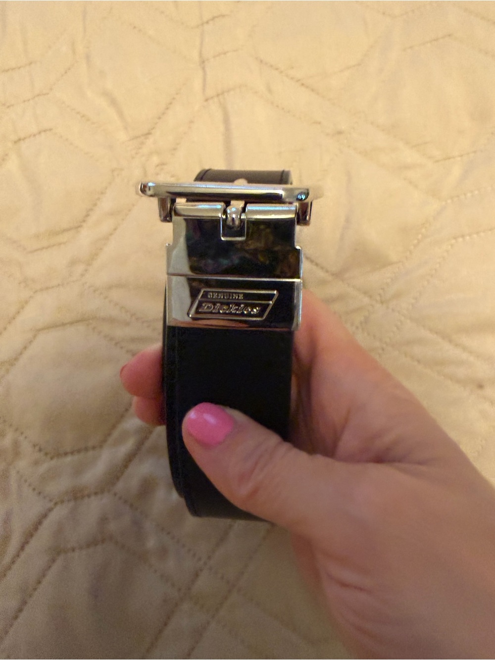 Dickies Black Leather Ratchet Belt with Chrome Buckle